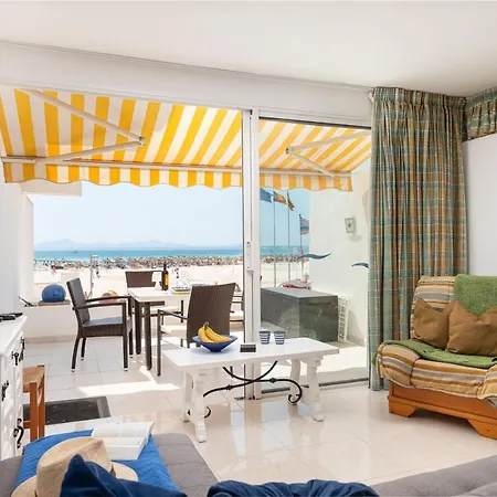 Oiza Blanca Arena At The Beach *